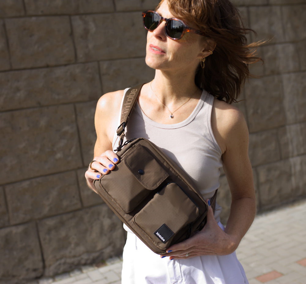 Compact Messenger Bag von Kintobe: Die vielseitige Crossbody-Tasche