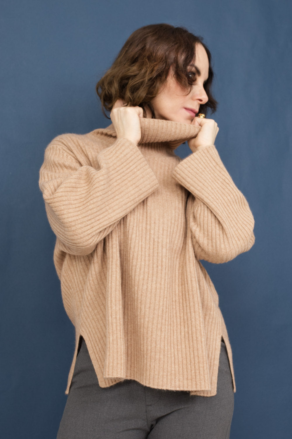 tatem-fashion-berlin-flona-rolli-camel
