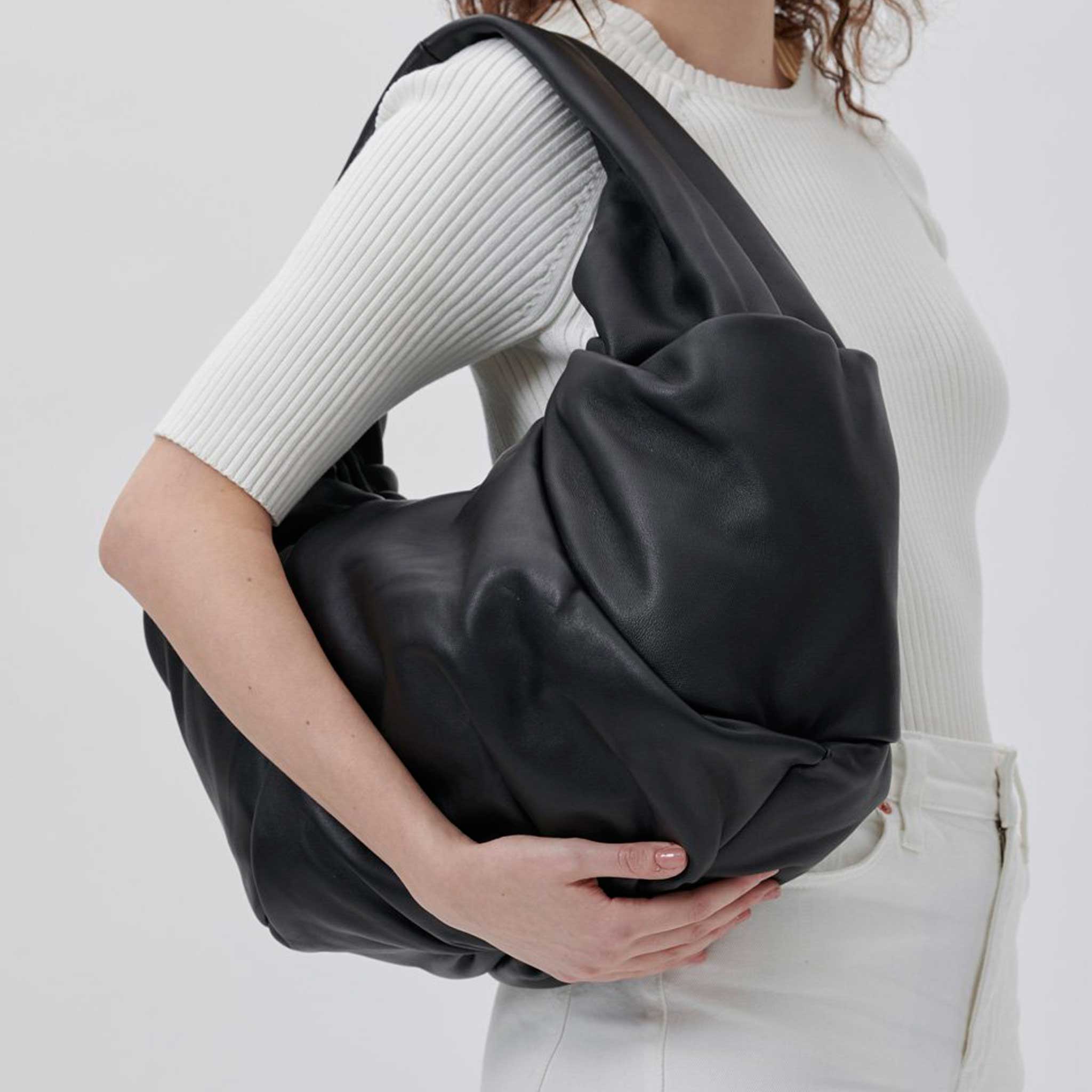 Les Visionnaires Tasche Greta | schwarz