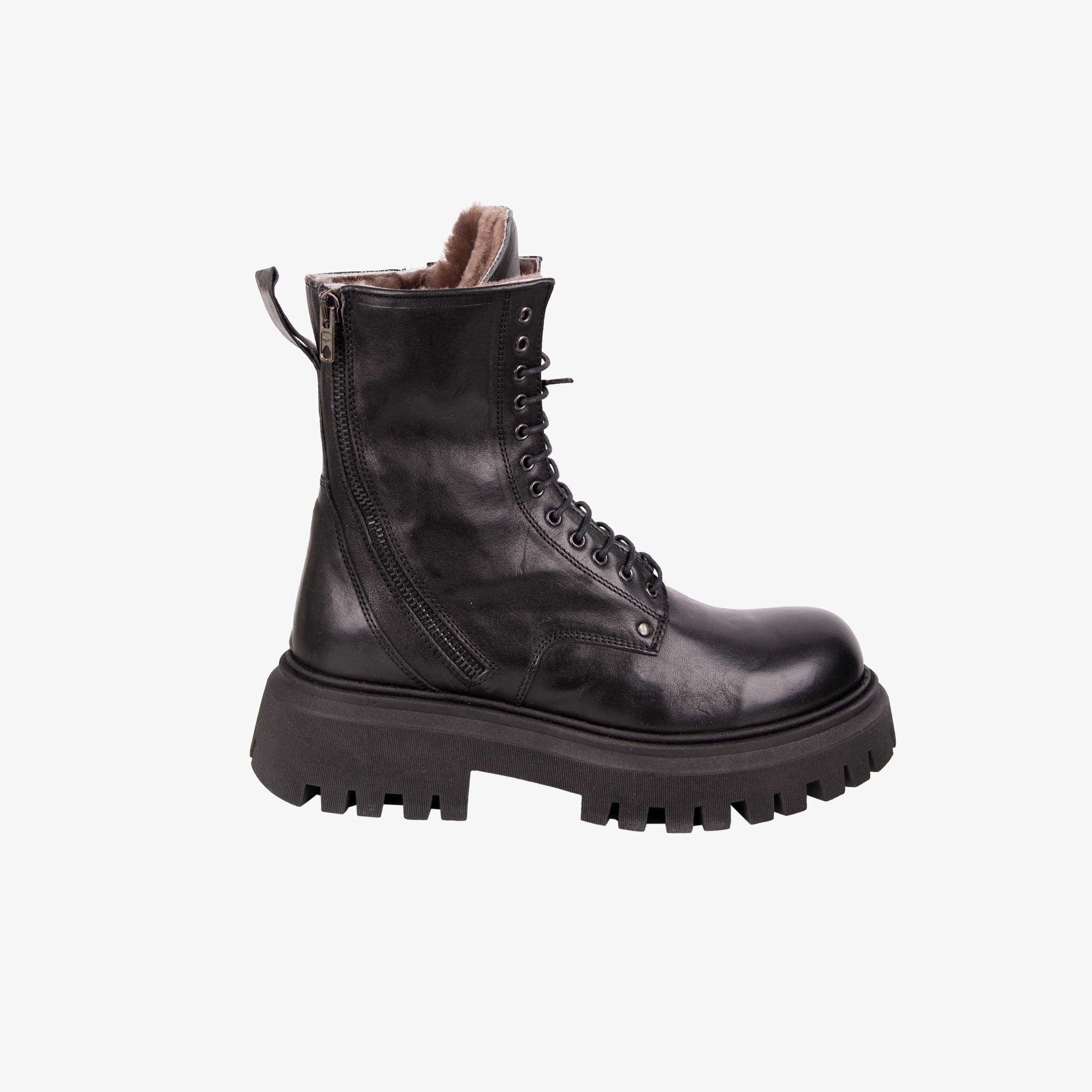 Momino Combat Boot | schwarz