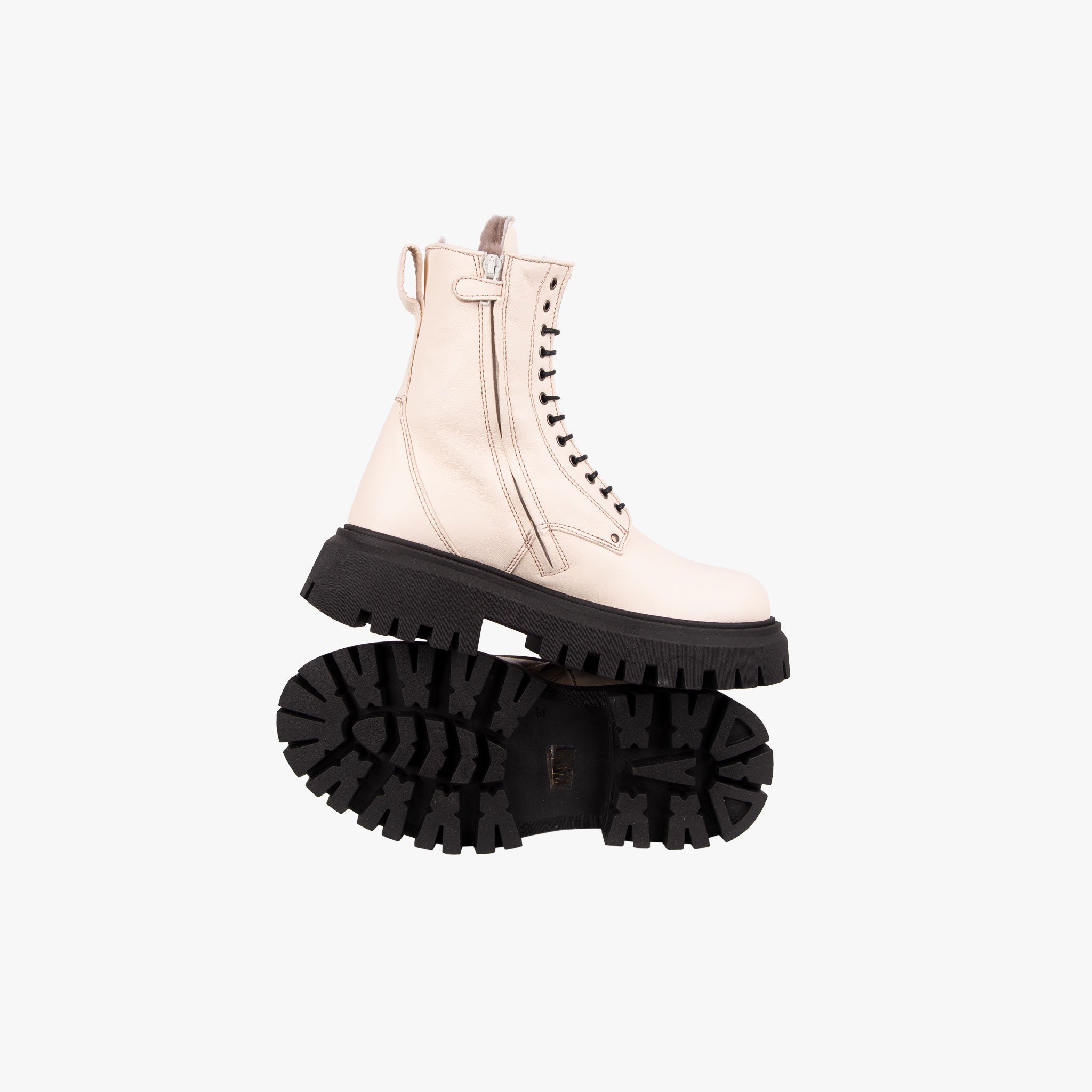 Momino Combat Boot | offwhite