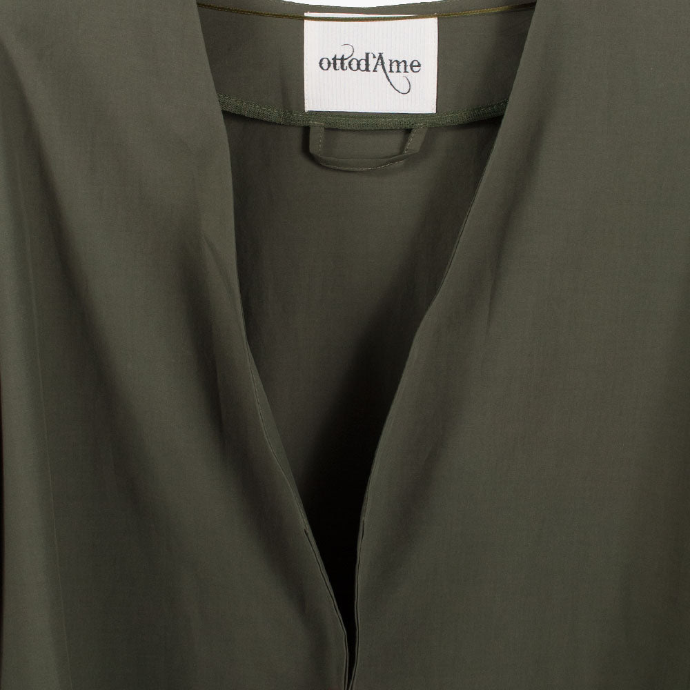 Kimonojacke Uni, Detail Ausschnitt | oliv