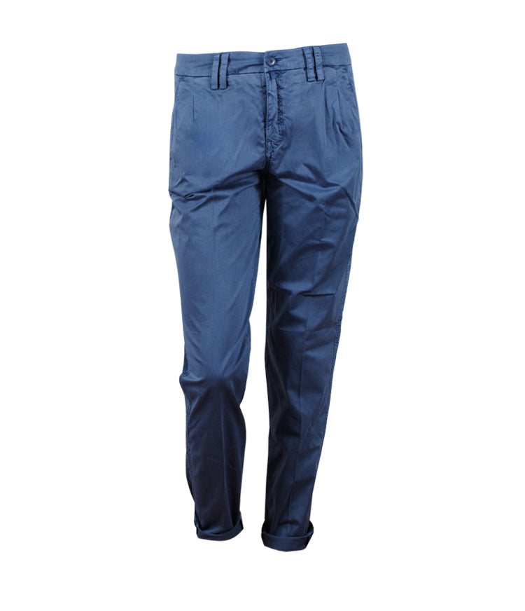 Hose Entrance | blau