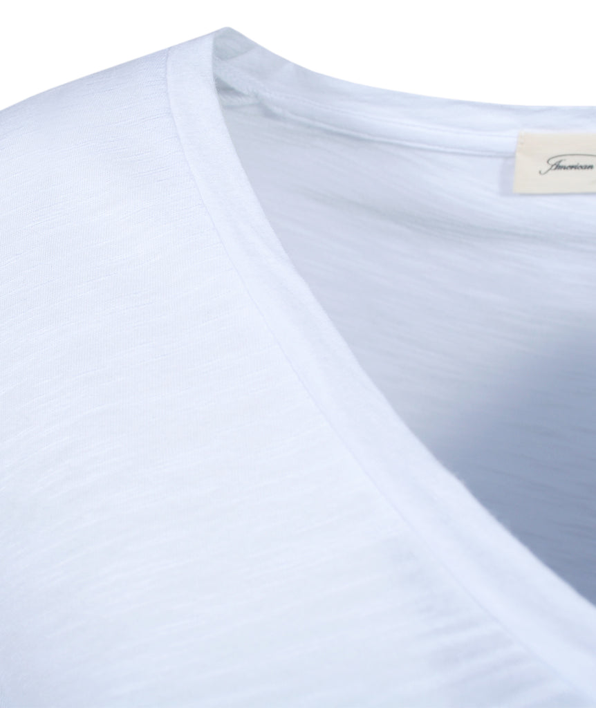 1/1 V-Shirt geflammt | weiß