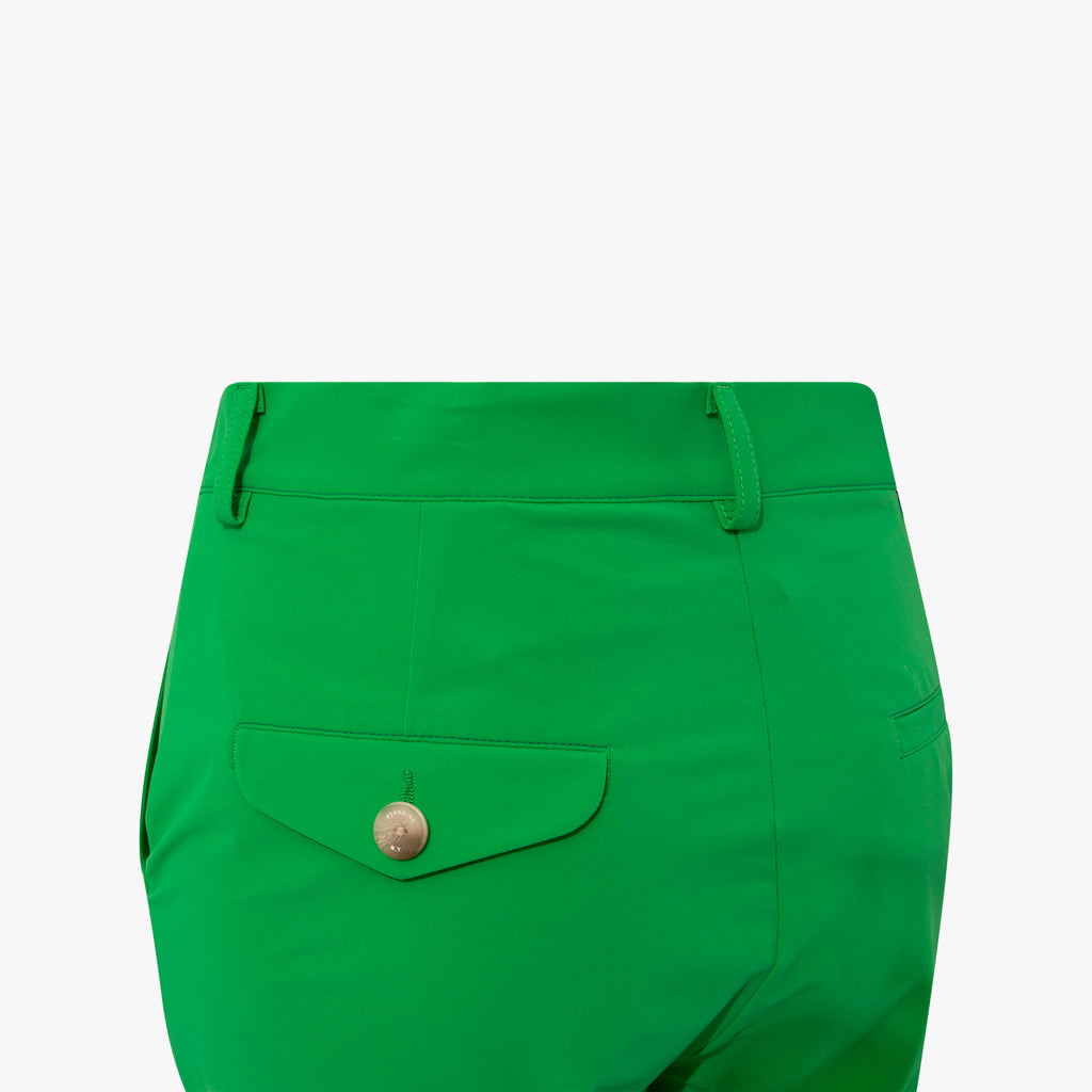 Hose ausgestellt | gras