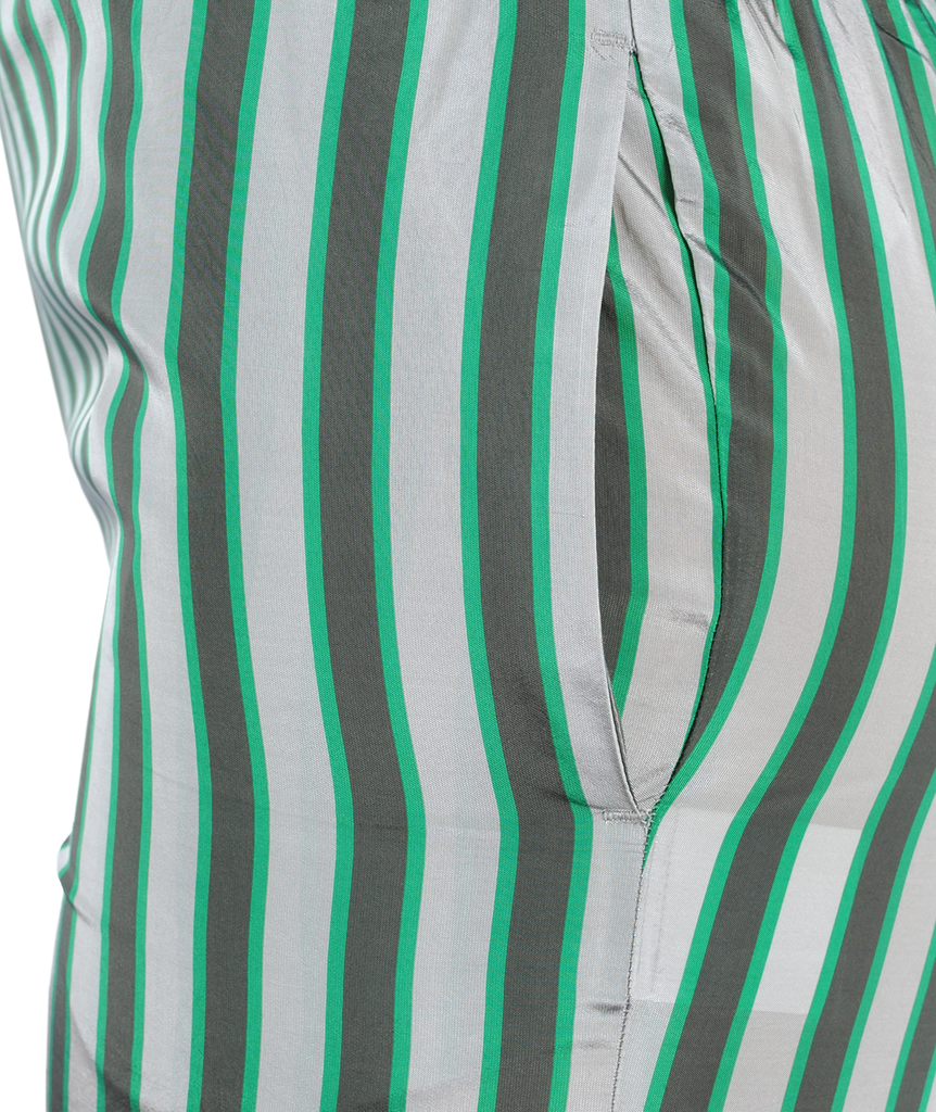 Shorts Streifen Seb | grün