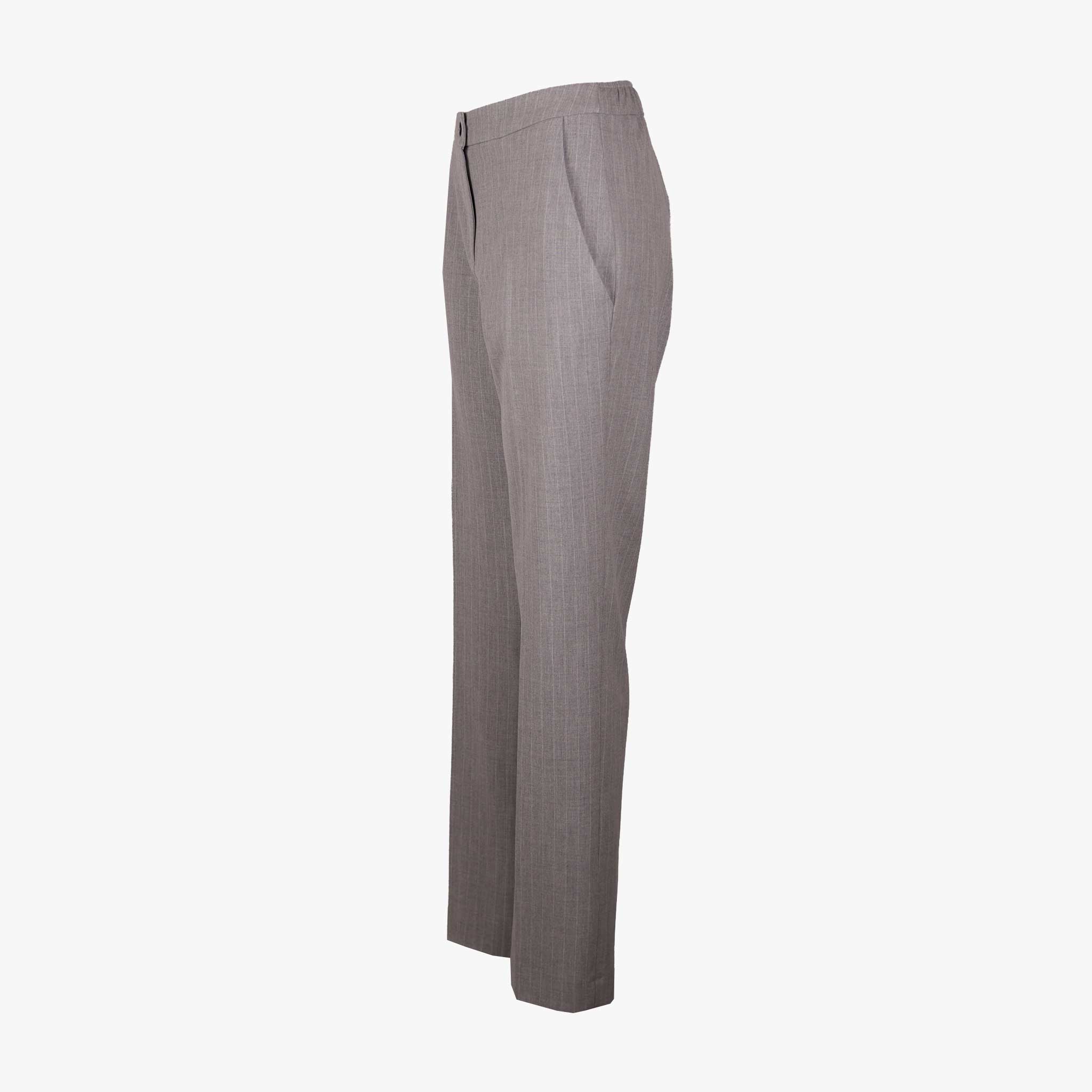 Hana San Hose | grau