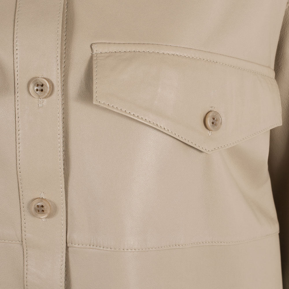 Overshirt Leder, Detail Tasche | beige